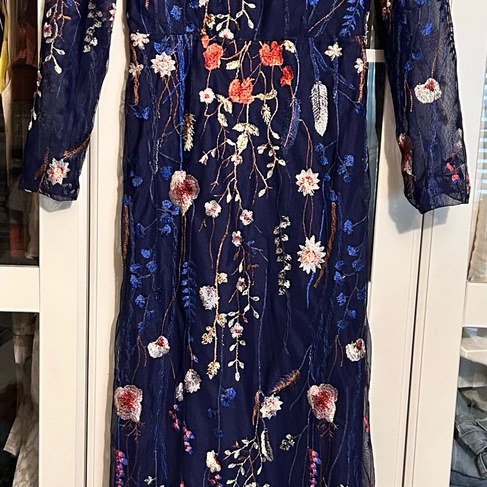 Elegant Floral Embroidered Long Sleeve Dress